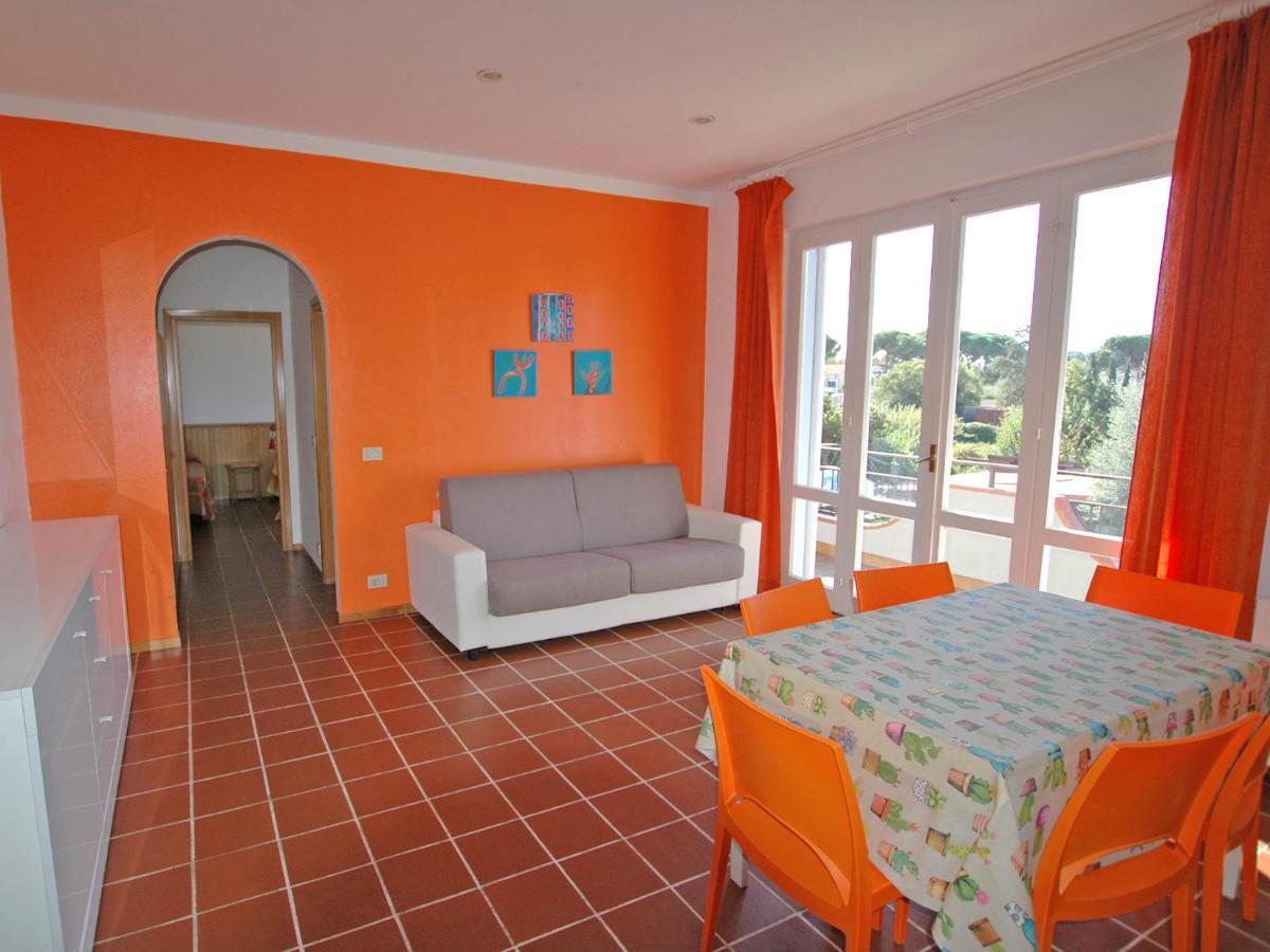 Residence Il Pavone Марина ди Кампо Екстериор снимка